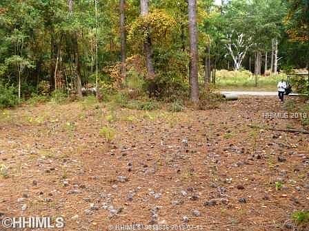 1st image of 4 Shady Hill Ln