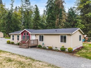 450 Secluded Ln, Oak Harbor, WA 98277