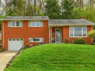 1207 Grouse Dr, Pittsburgh, PA 15243