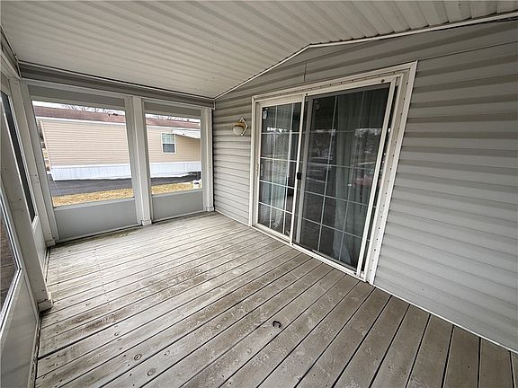 5th image of 1021 Waterloo Geneva Rd #83