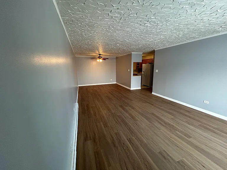 5117 Blodgett Ave #206 — Photo 2
