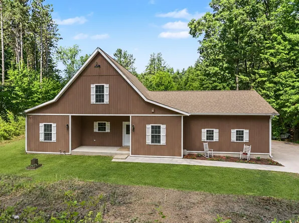 9370 Alex Dr, Richland, MI 49083
