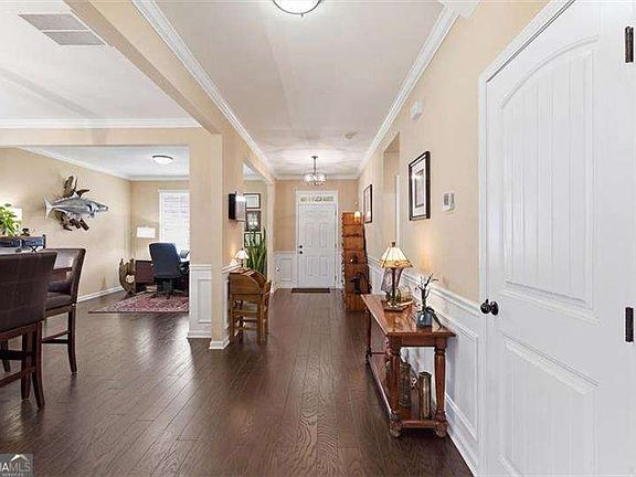 5th image of 7720 Farrow Pass Cir