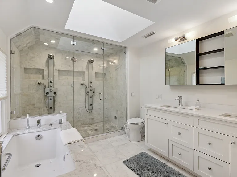 1 Sally Ct — Photo 18