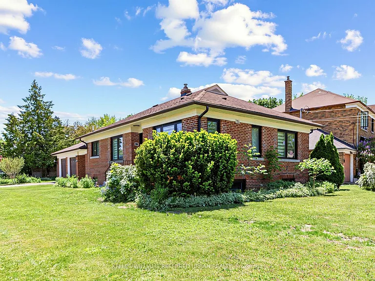 73 Prince Charles Dr — Photo 2