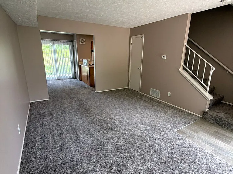Southdale Square Apartments — Photo 118