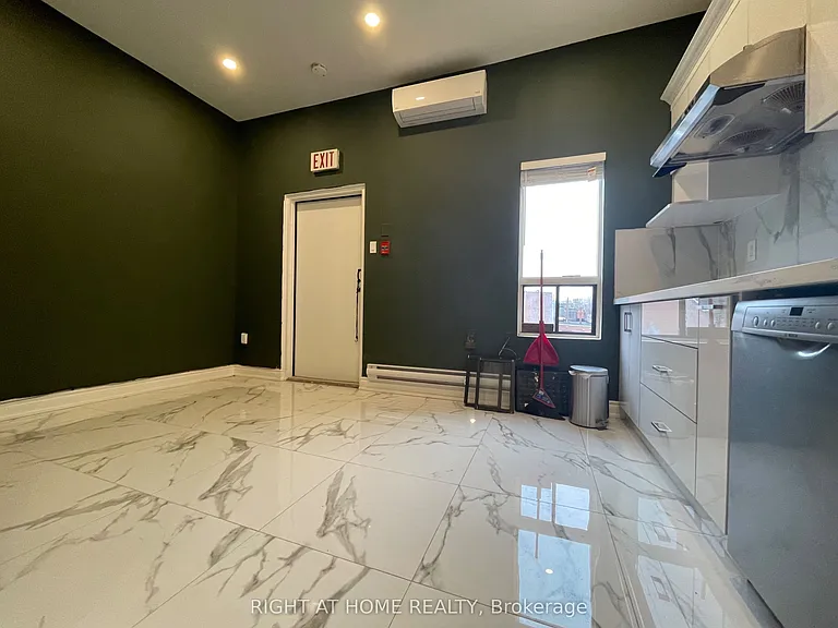 404 Spadina Ave #3 — Photo 7