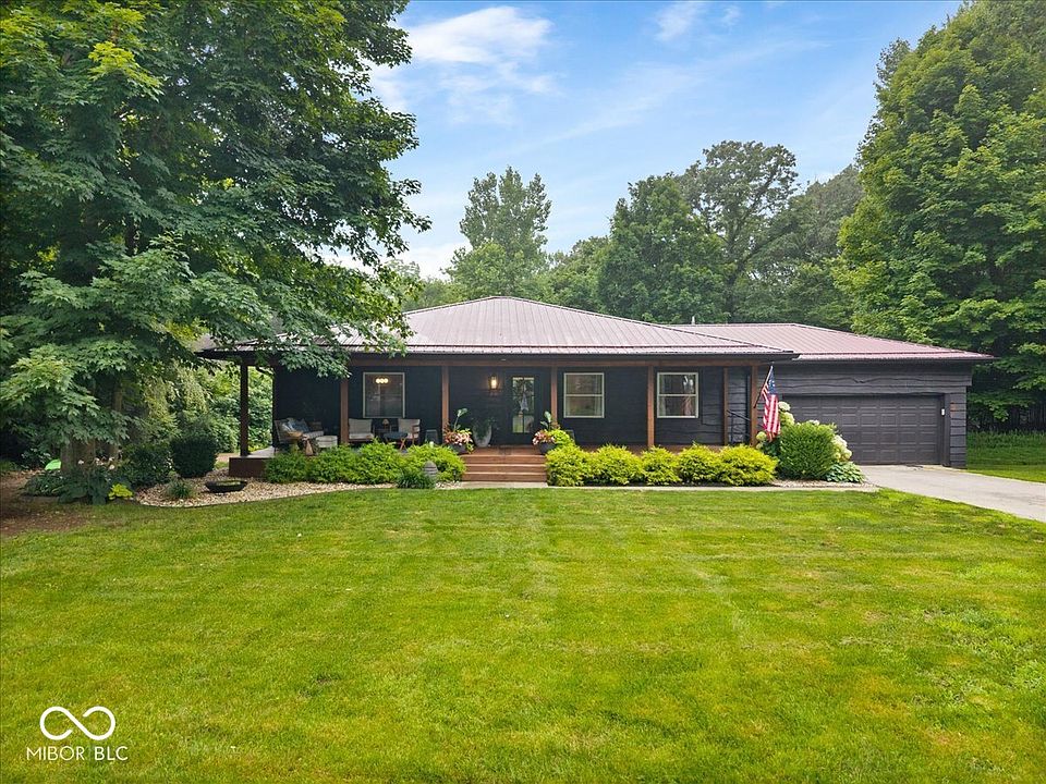 1st image of 1897 N Summer Dr