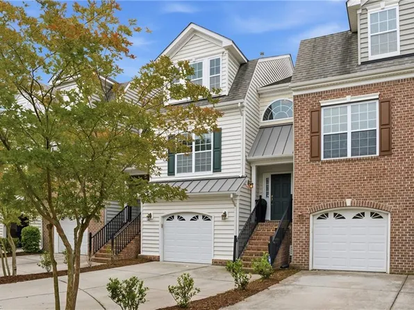 4589 Leamore Square Rd, Virginia Beach, VA 23462