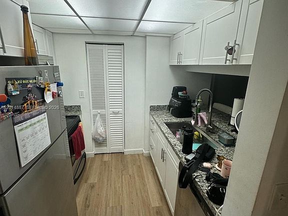 5th image of 800 N Miami Ave #E-1210