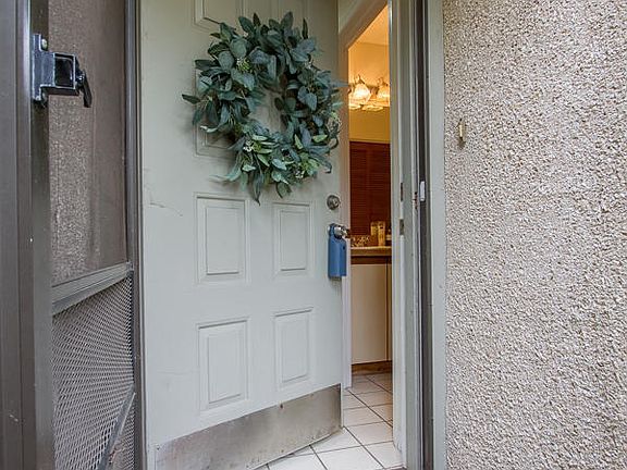 4th image of 7701 BAYMEADOWS Circle W #1156