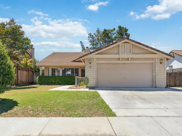 990 Alder St, Hollister, CA 95023