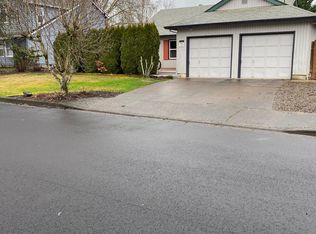 634 NE Josephine Ct, Hillsboro, OR 97124