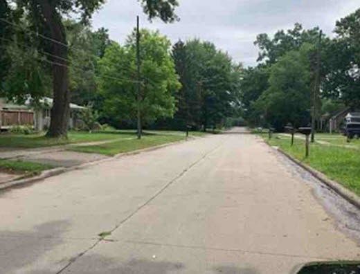2nd image of 27907 Hanover Blvd