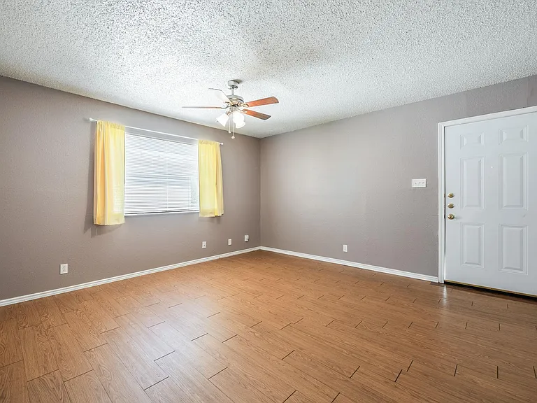 5807 Spring Meadow Rd #B — Photo 6