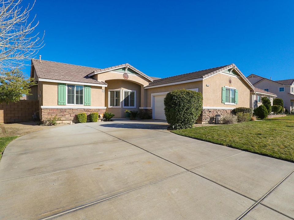 1st image of 38200 Antibes Dr