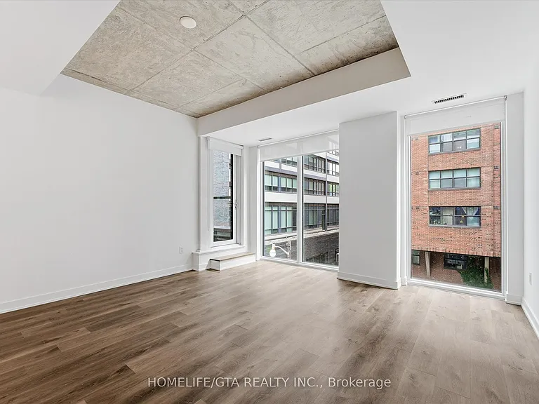 65 Mutual St #309 — Photo 16