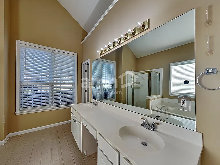 1735 Trellis Pl — Photo 12