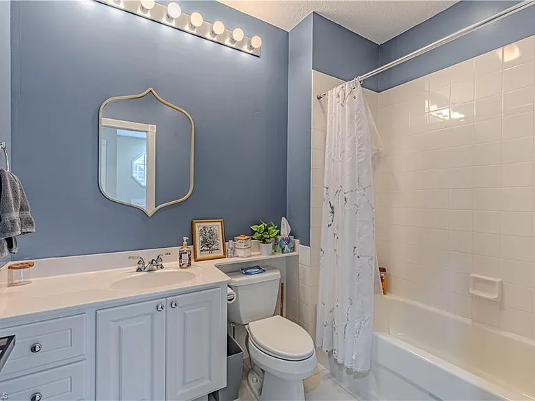 28572 Alessandria Cir SW — Photo 17