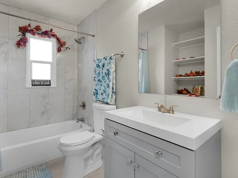 3106 N Institute St — Photo 5