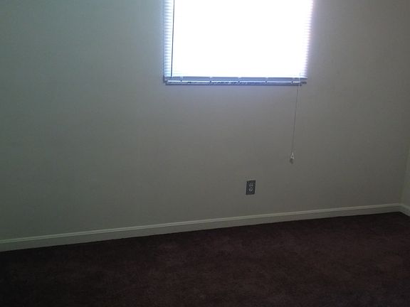5th image of 8503 Standing Oak Dr APT 3