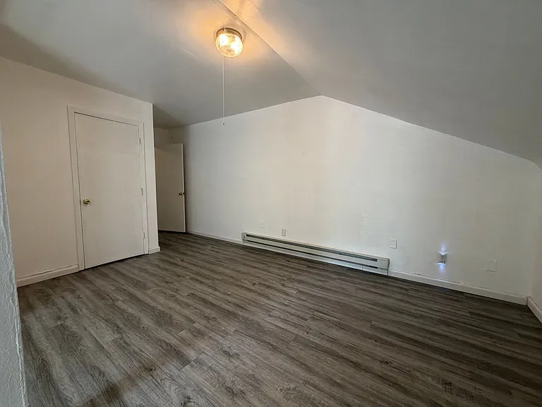 209 W Main St. — Photo 5