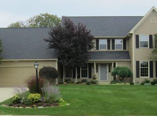2455 Londonderry Dr, Akron, OH