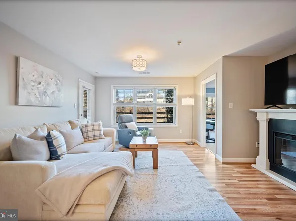 2322 Falls Gable Ln #N, Baltimore, MD 21209