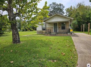 2105 W 9th St, Texarkana, TX 75501