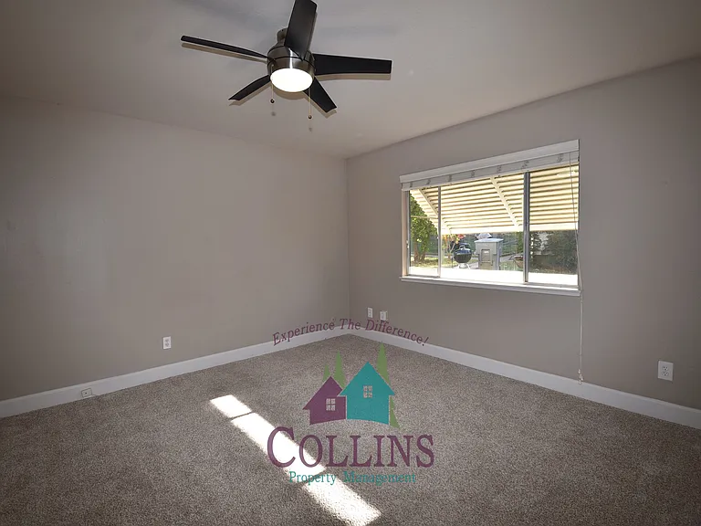 140 Oak St #2 — Photo 9