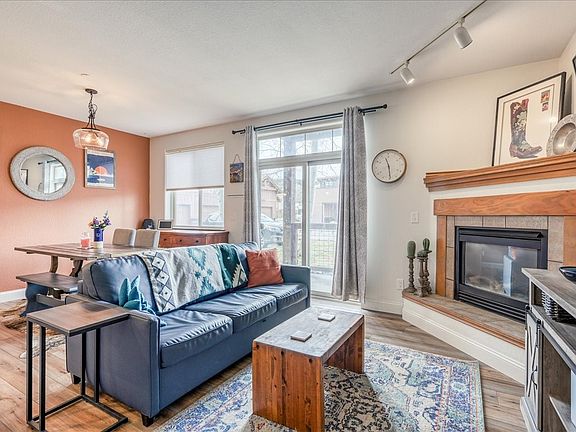 2nd image of 844 Blue River Parkway UNIT B3