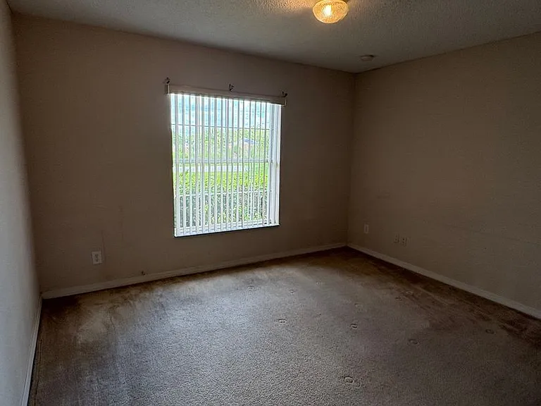 104 Herring Ln — Photo 10