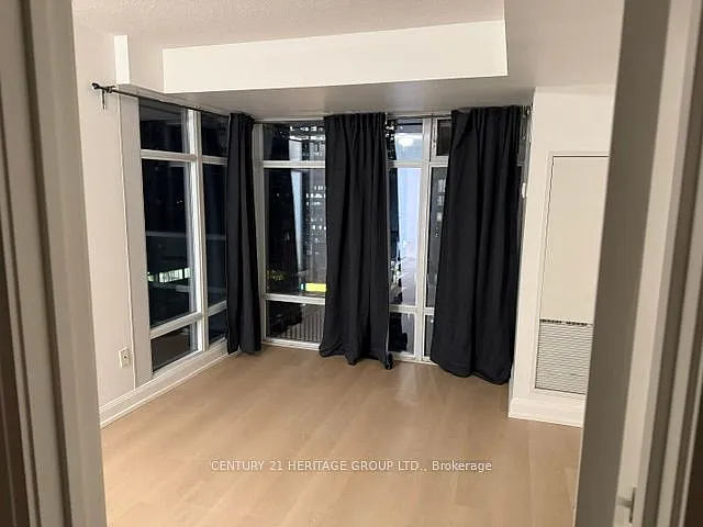 2181 Yonge St #1909 — Photo 15