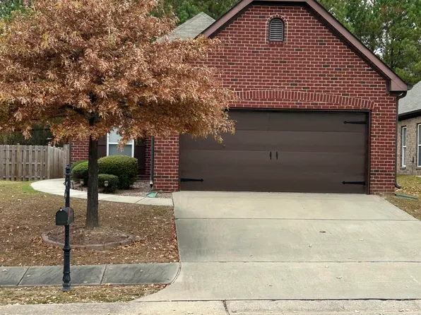 2718 Oxmoor Glen Dr, Birmingham, AL 35211