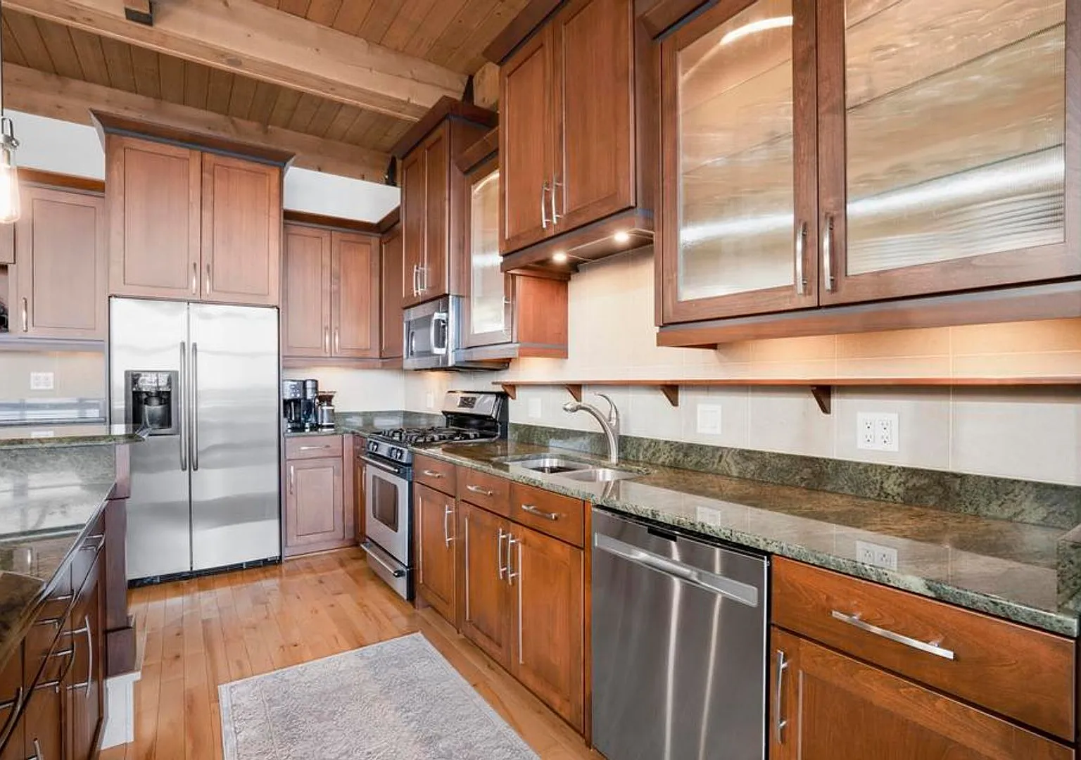 Luxury 2-Bedroom, 2.5-Bathroom Condo at Hansen's Landing in Milwaukee's Historic Third Ward — Photo 4