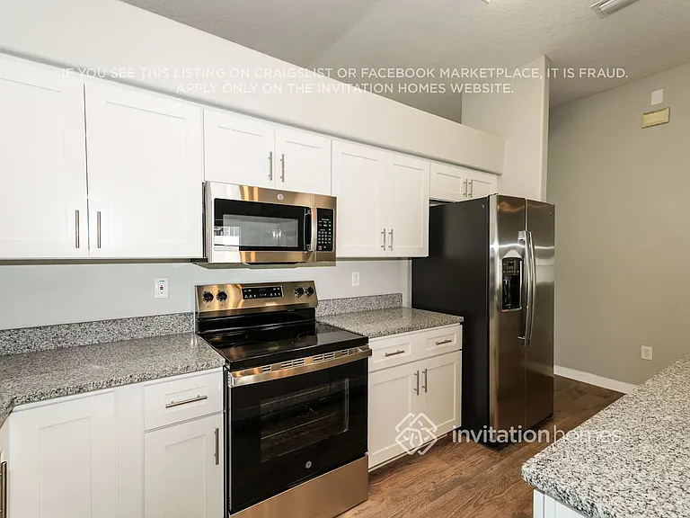 7413 Pulteney Dr — Photo 8