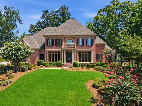 7275 Laurel Oak Dr, Suwanee, GA 30024