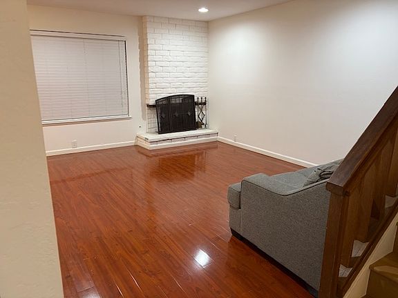 3rd image of 1073 Whitebick Dr