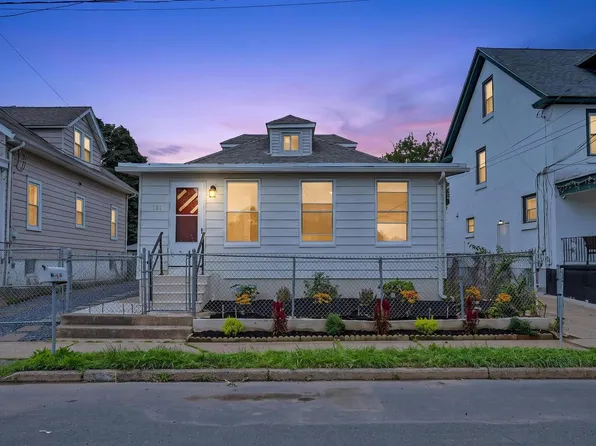 131 Hazel Ave, Ewing, NJ 08638