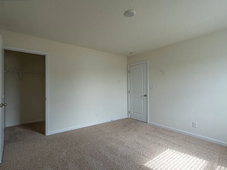 2915 Southbridge Rd — Photo 11