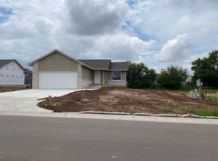 4439 N Rutgers St, Maize, KS 67101