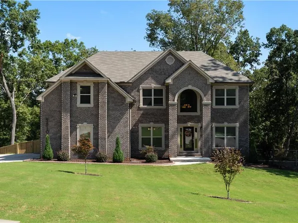 5810 Langdale Chase, Douglasville, GA 30135
