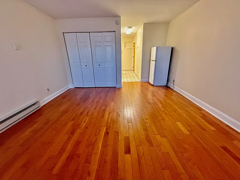 2528 Christian St #3 — Photo 19