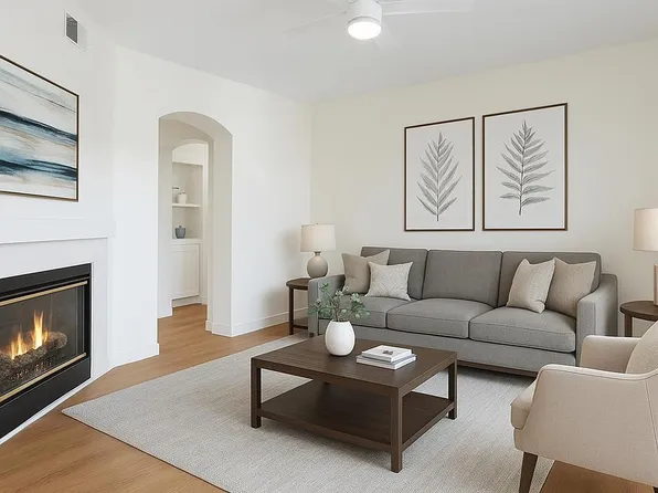 10810 Sabre Hill Dr Unit 179, San Diego, CA 92128