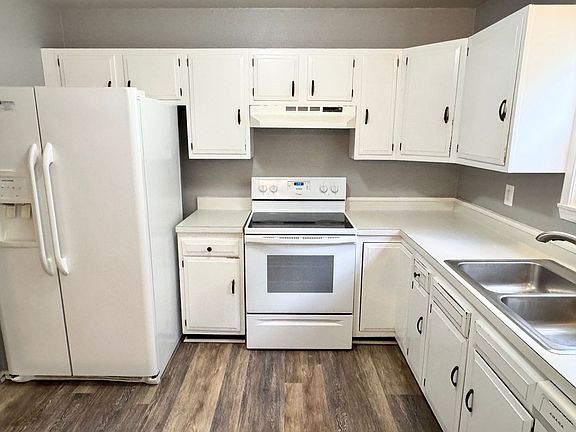 4th image of 814 Sledgehammer Dr