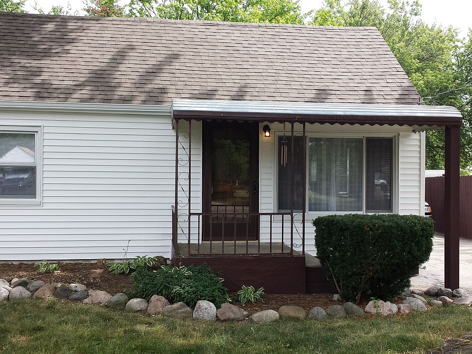 Front view - summer