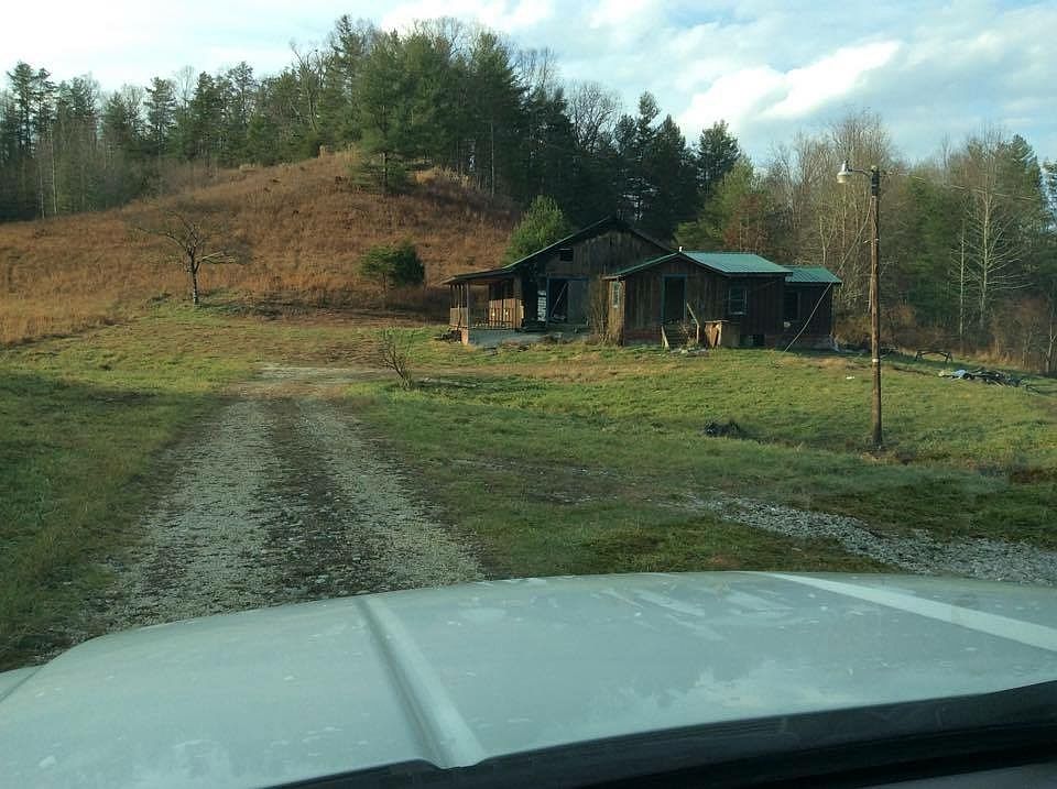2nd image of Callaboose Ridge Rd