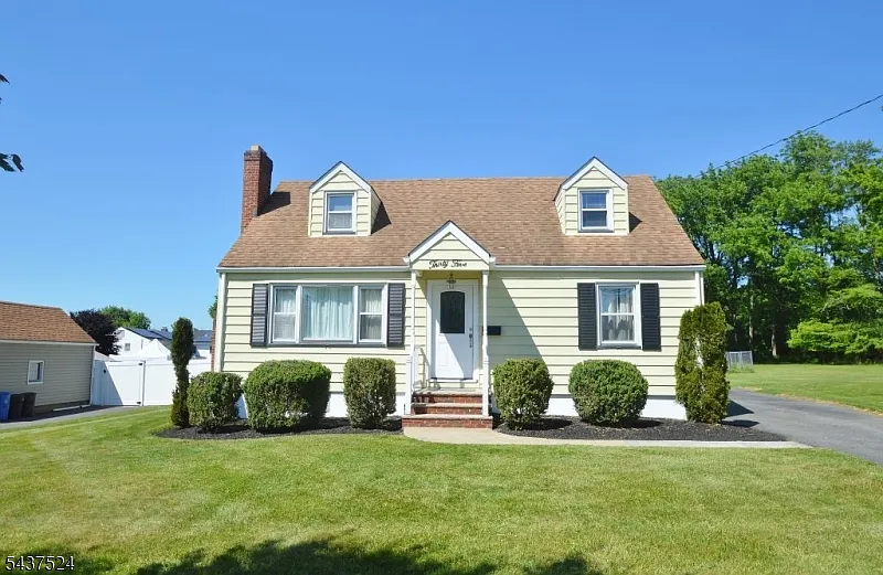 35 Troy Rd