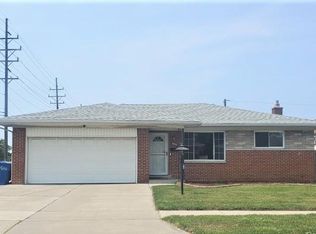 25009 Rayburn Dr, Warren, MI 48089