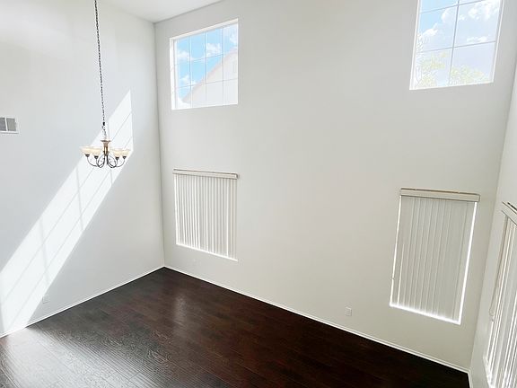 5th image of 28782 Lantern Park Ln